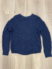 Diva knit pullover